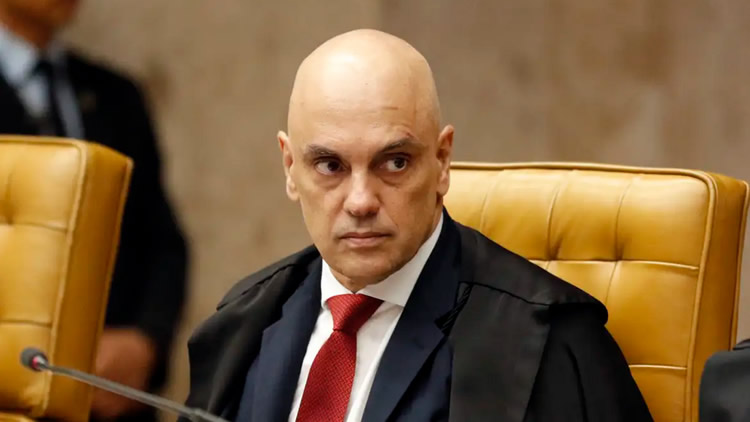 Maioria do STF nega recurso para tirar Moraes do inquérito do golpe