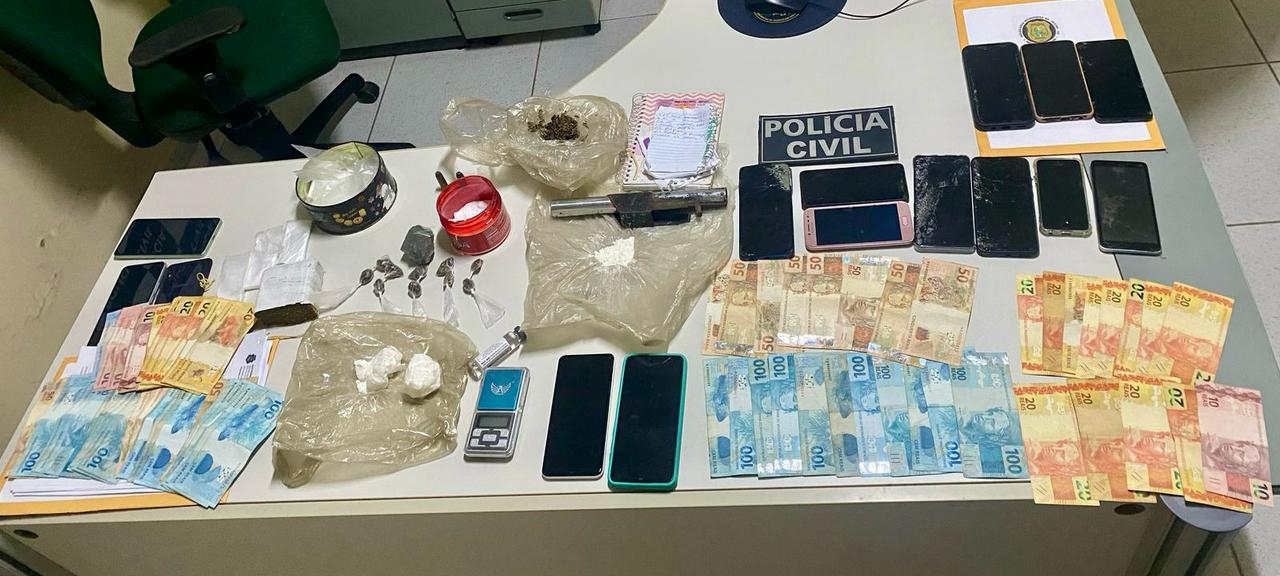 Polícia Civil cumpre 10 mandados de busca em operação contra tráfico de drogas em Jucás e Cariús