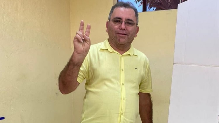Justiça torna prefeito de Araripe inelegível por abuso de poder político