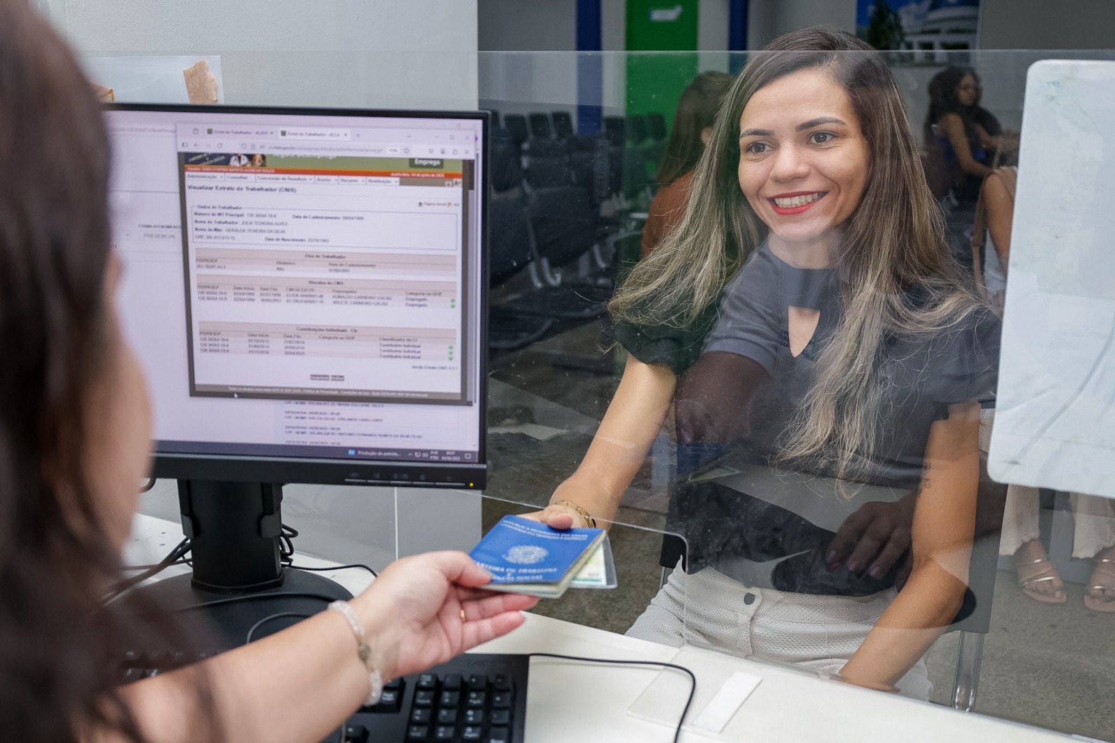 Feirão de empregos para a construção civil ocorre nesta terça-feira (9) em Juazeiro do Norte